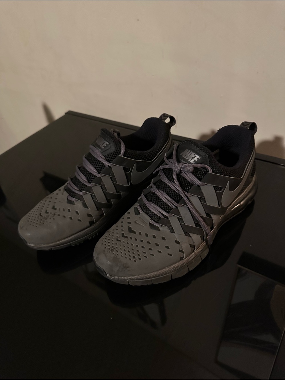 Nike Men's Athletic Shoes Black Gray